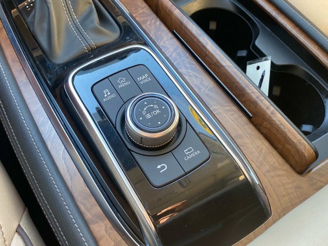 Used 2023 Nissan Armada SL w/ Captain's Chairs Package RWD image 31