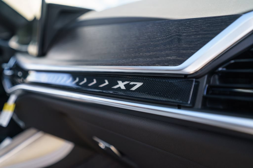 New 2027 BMW X7 xDrive40i w/ Premium Package AWD/4WD image 33