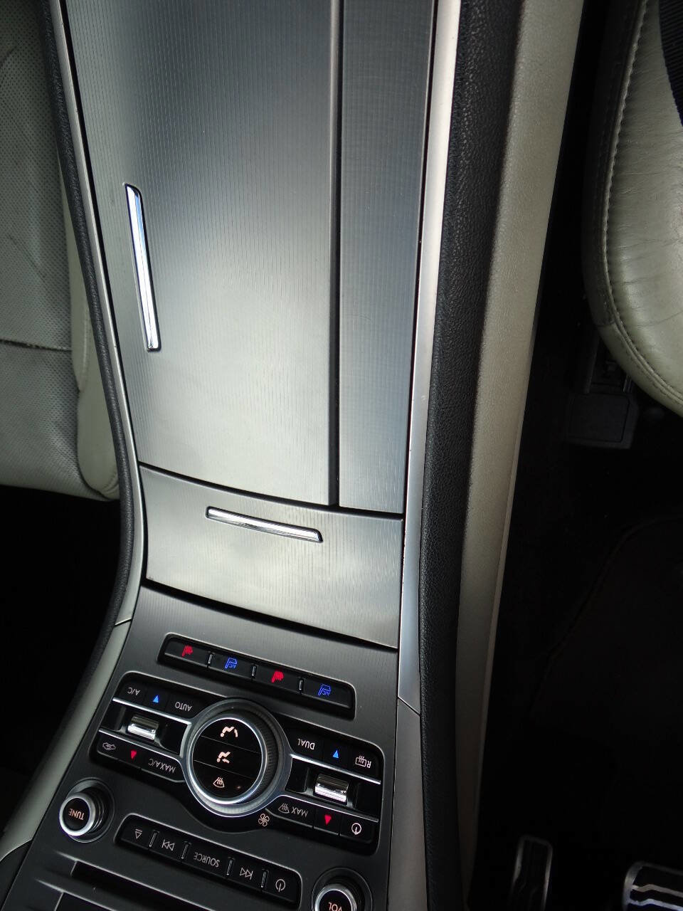 Used 2017 Lincoln MKZ Reserve w/ Luxury Package image 13