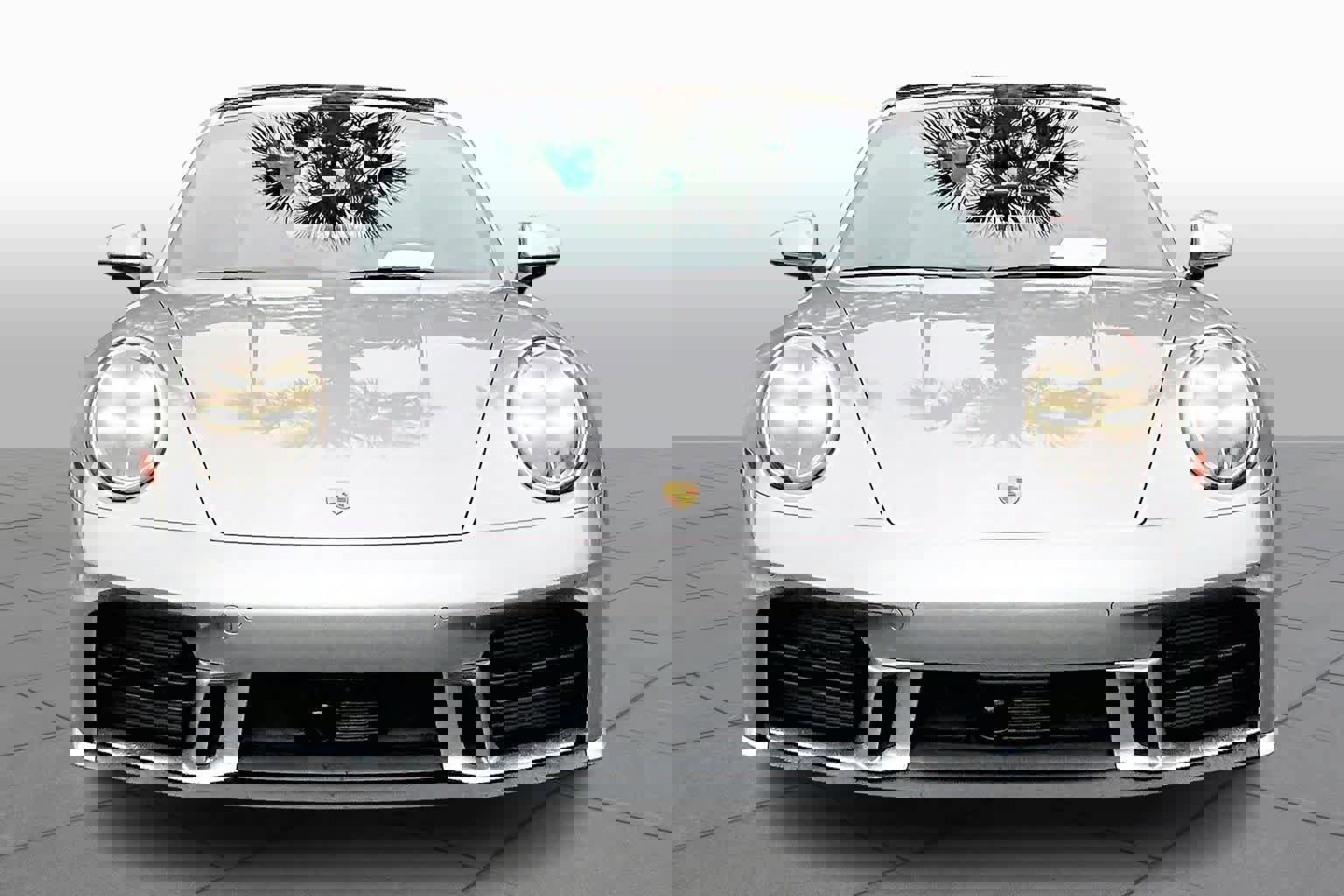 Used 2025 Porsche 911 Carrera S image 4