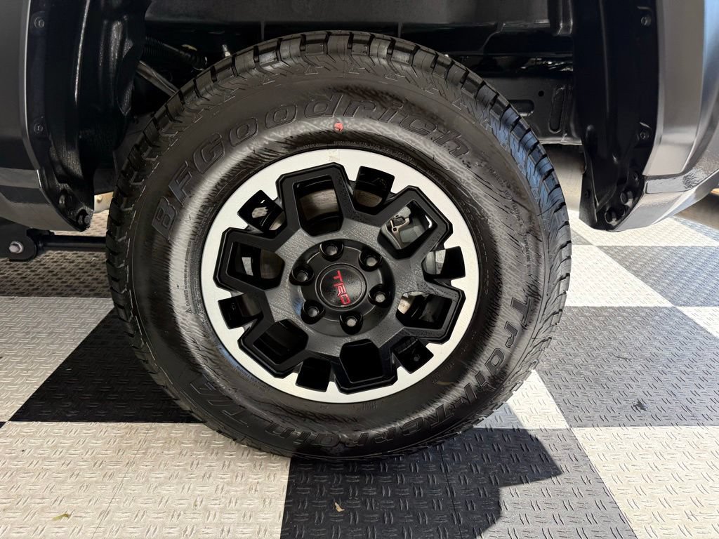 Used 2026 Toyota Tacoma TRD Off-Road AWD/4WD image 11