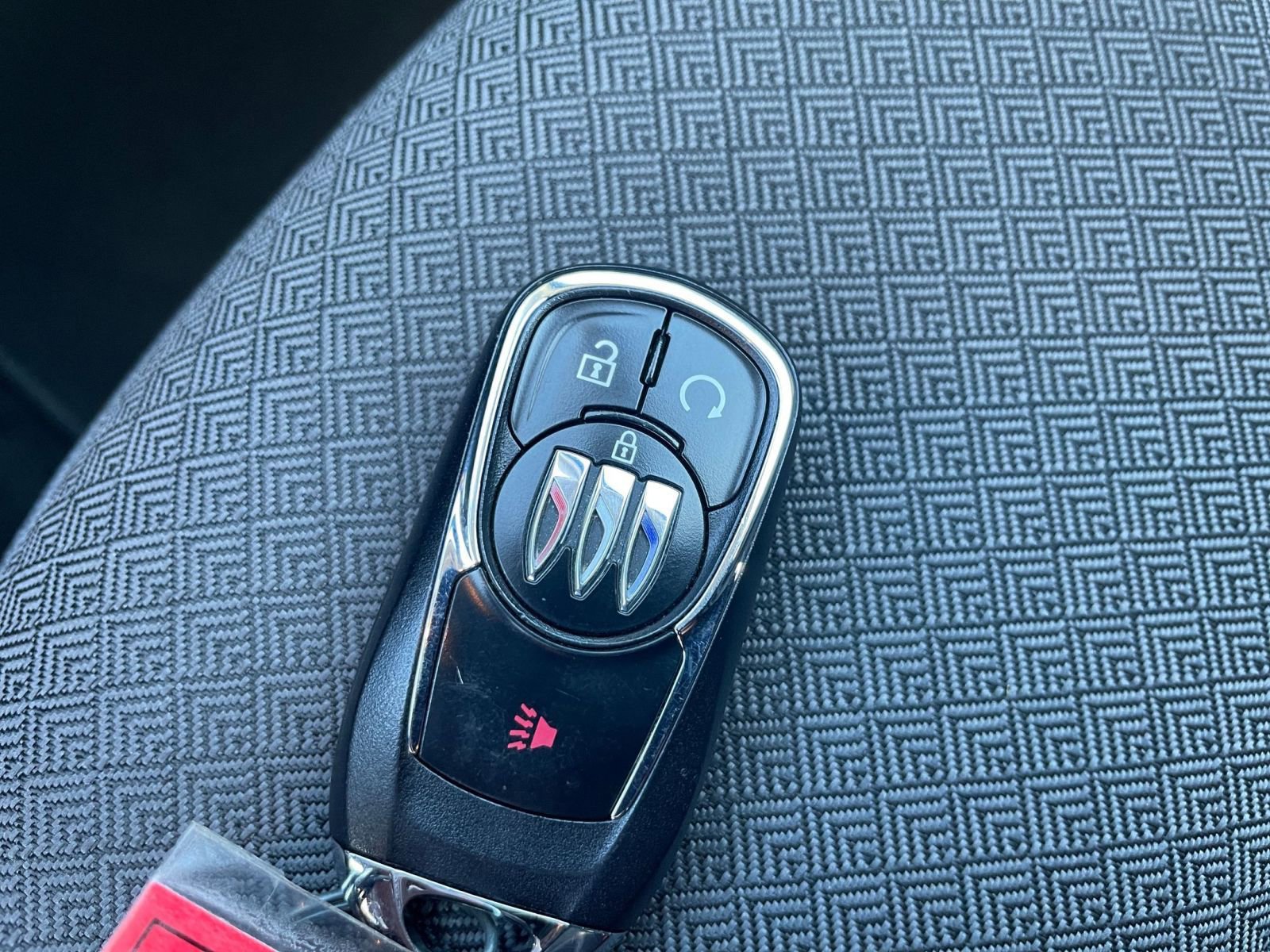 Used 2025 Buick Encore GX Preferred image 21