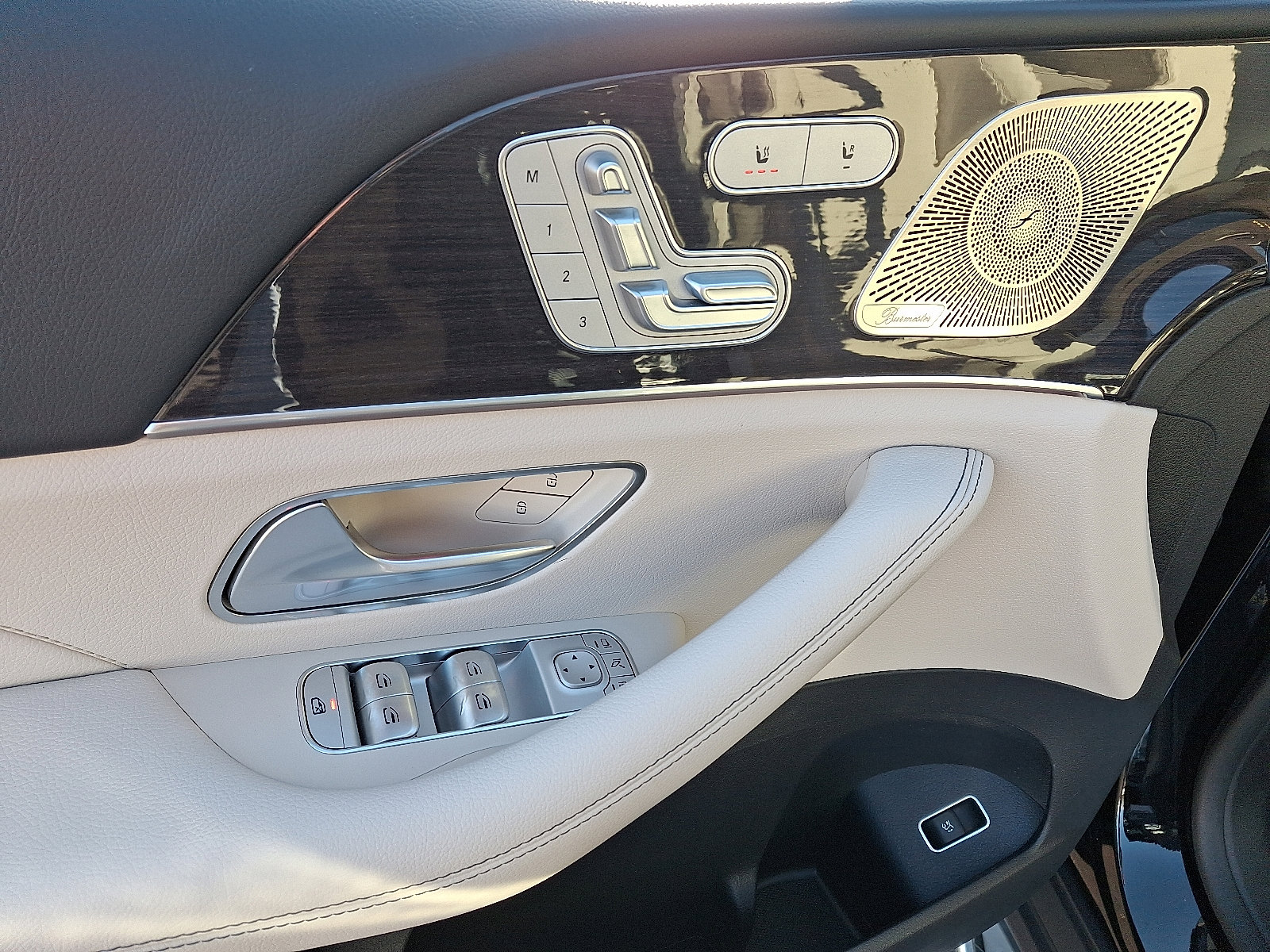 Certified 2022 Mercedes-Benz GLE 350 4MATIC image 12