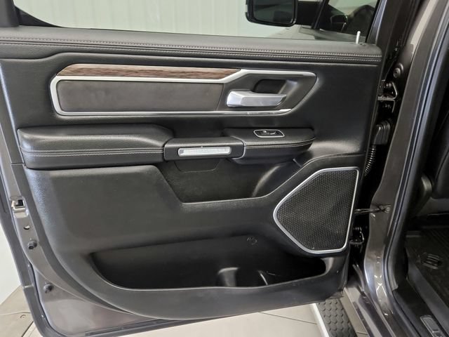 Used 2020 RAM 1500 Laramie AWD/4WD image 24