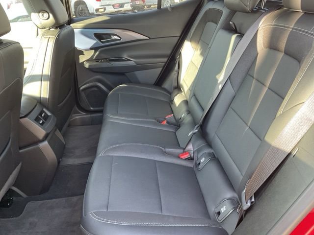 Used 2025 Chevrolet Equinox EV LT w/ Convenience Package image 26