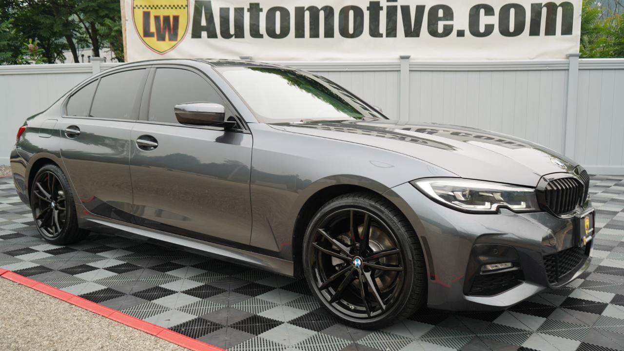 Used 2020 BMW 330i xDrive Sedan w/ M Sport Package AWD/4WD image 3
