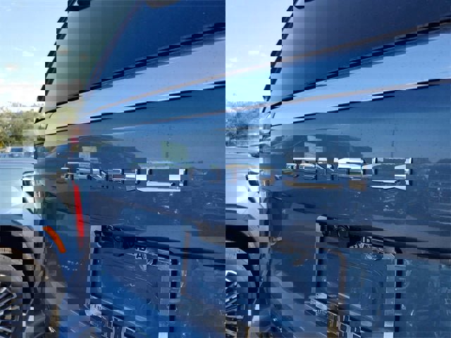 New 2026 GMC Yukon Denali image 9