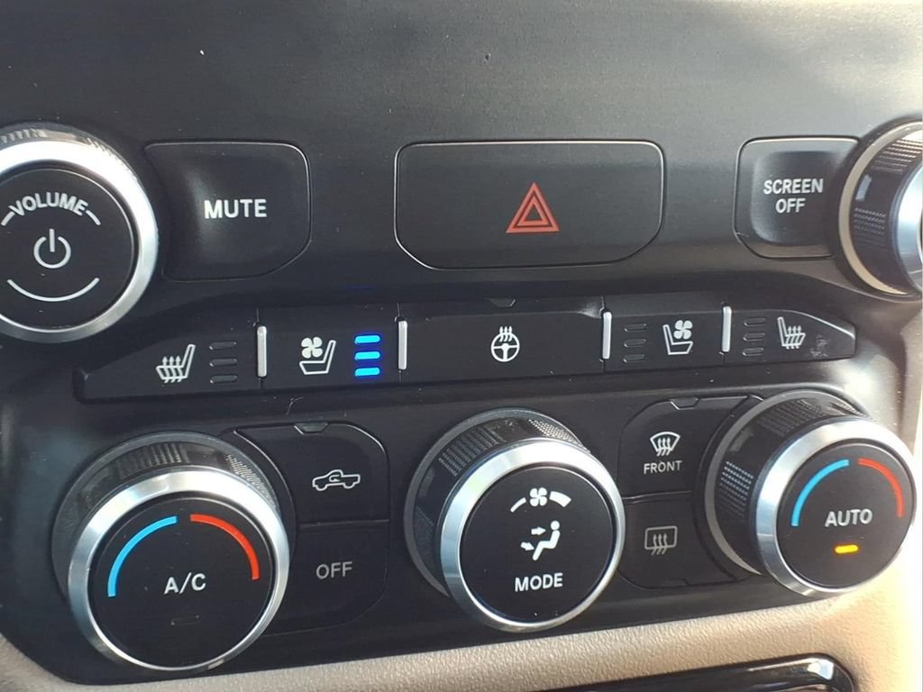 Used 2022 RAM 1500 Laramie AWD/4WD image 20