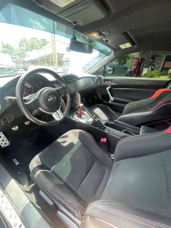 Used 2016 Scion FR-S RWD image 13