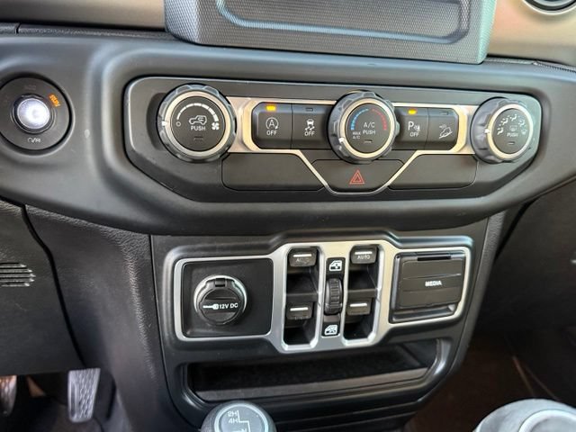 Used 2018 Jeep Wrangler Unlimited Sport S AWD/4WD image 20