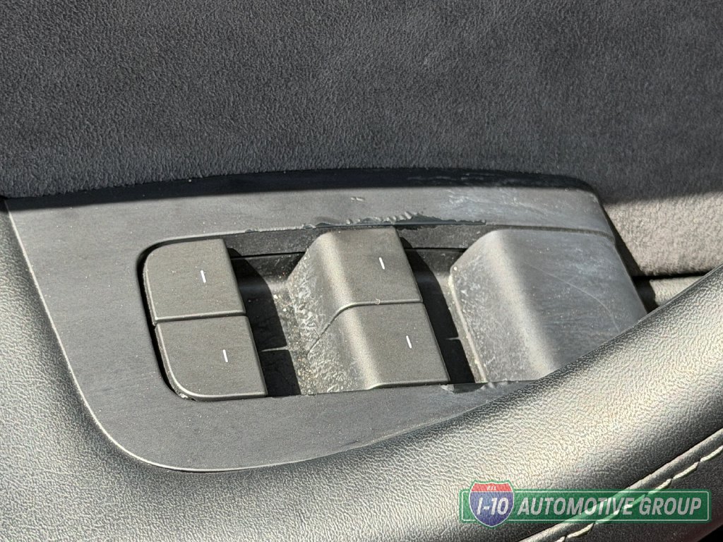 Used 2023 Tesla Model Y Performance AWD/4WD image 13