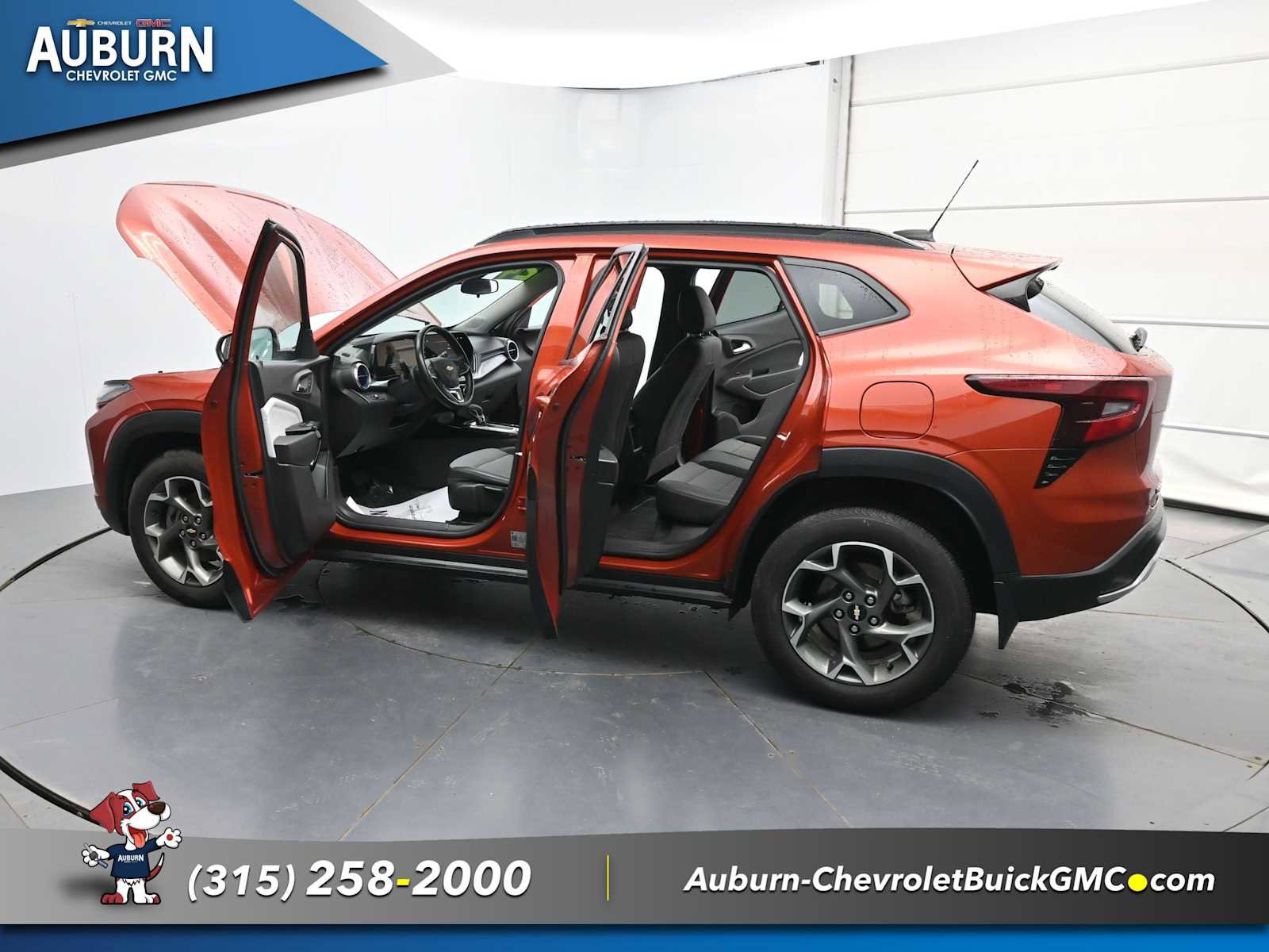 Used 2024 Chevrolet Trax LT w/ Driver Confidence Package FWD image 37