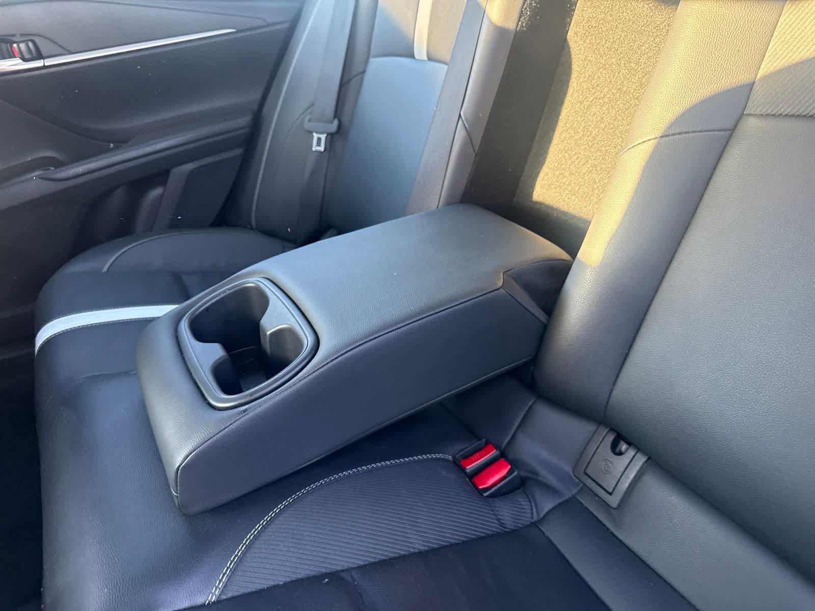 Used 2025 Toyota Camry SE FWD image 18