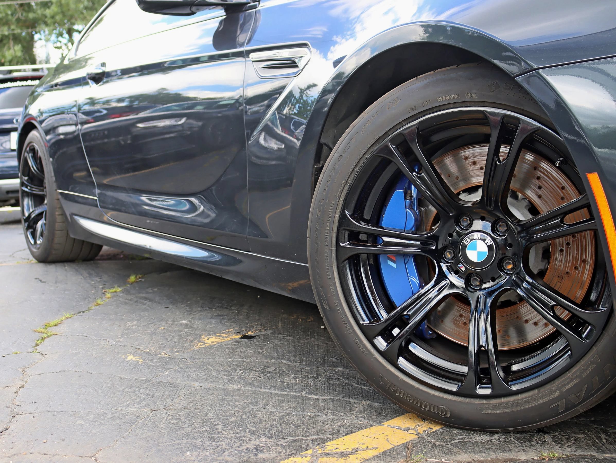 Used 2017 BMW M6 Coupe RWD image 5