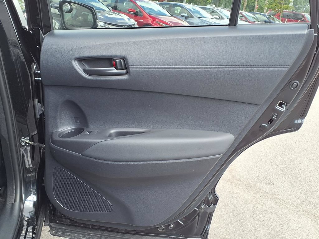 Used 2024 Toyota Corolla Cross LE FWD image 14