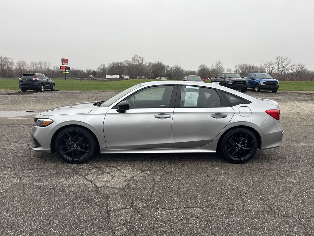 Used 2024 Honda Civic Sport image 5