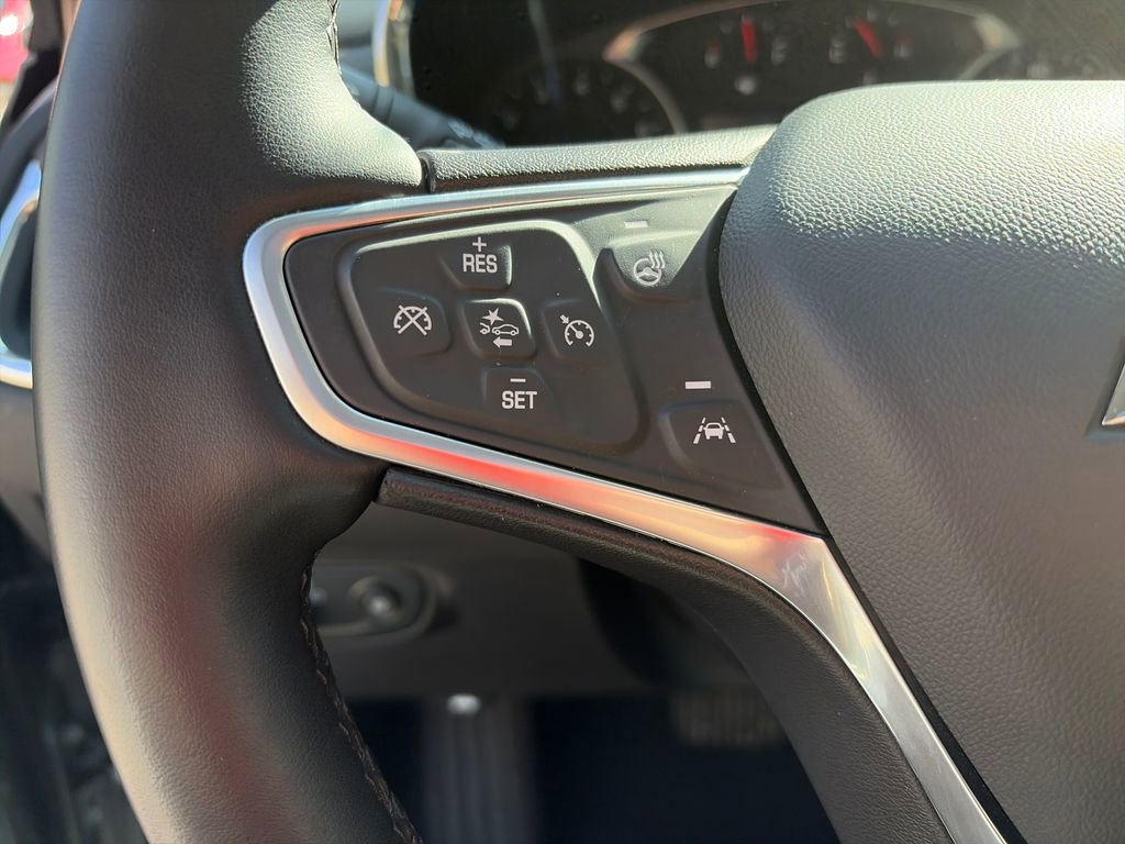 Used 2023 Chevrolet Equinox Premier AWD/4WD image 27