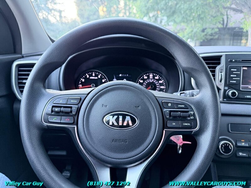 Used 2018 Kia Sportage LX FWD image 15