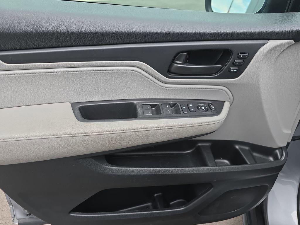 Used 2019 Honda Odyssey EX-L image 11