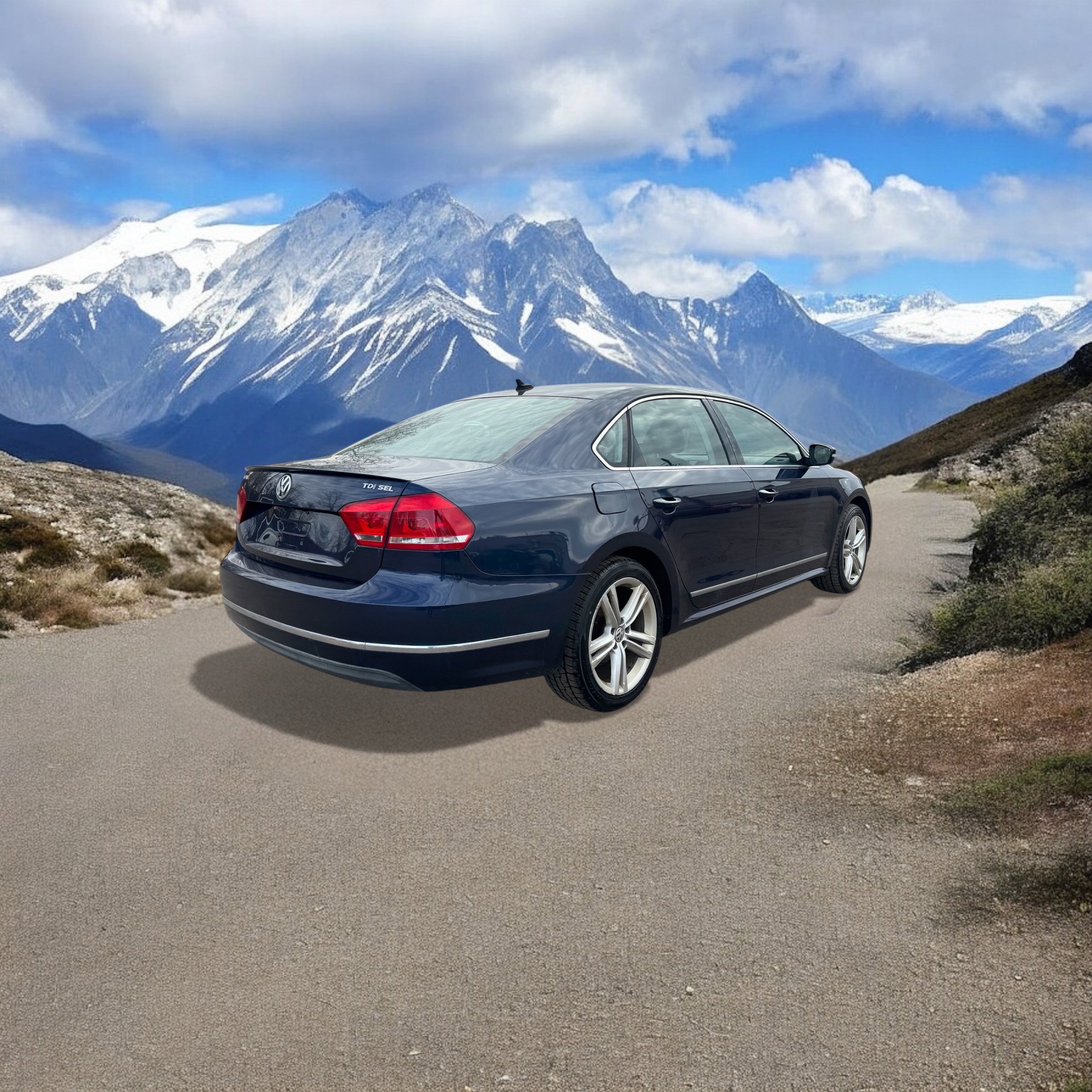 Used 2014 Volkswagen Passat TDI SEL Premium image 5