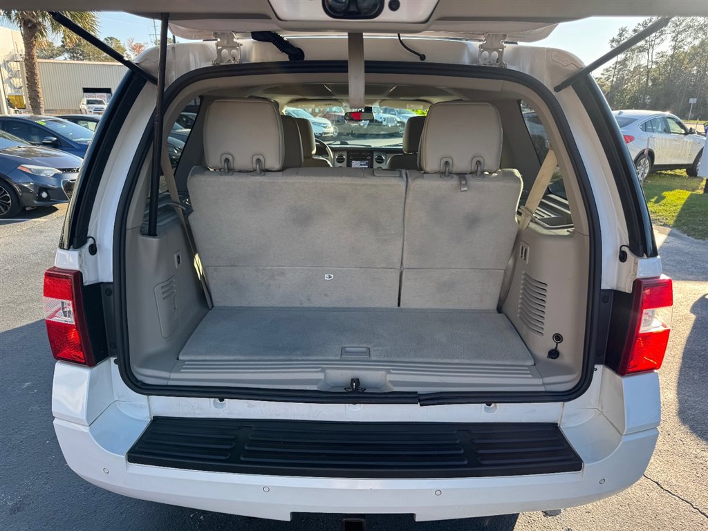 Used 2014 Ford Expedition Limited w/ Equipment Group 301A AWD/4WD image 25