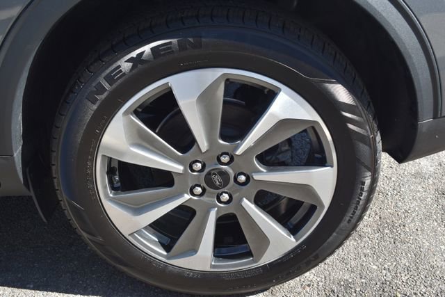 Used 2024 Ford Escape Platinum AWD/4WD image 47