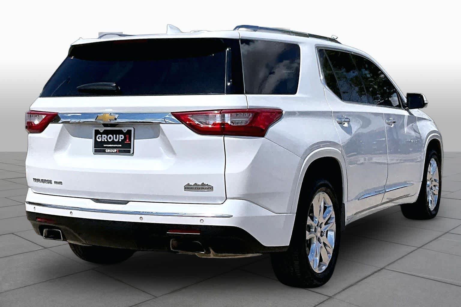 Used 2019 Chevrolet Traverse High Country AWD/4WD image 12