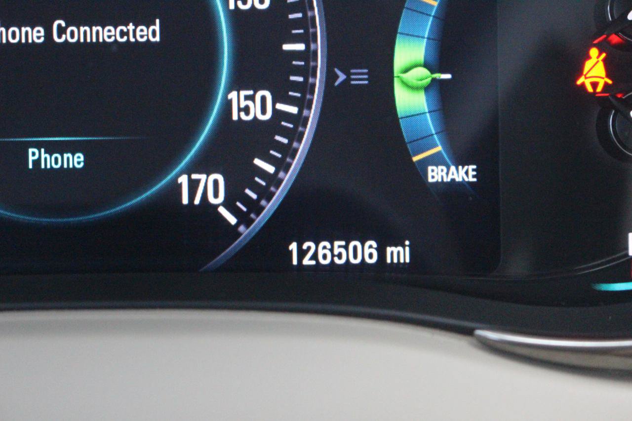 Used 2015 Buick LaCrosse Leather FWD image 23