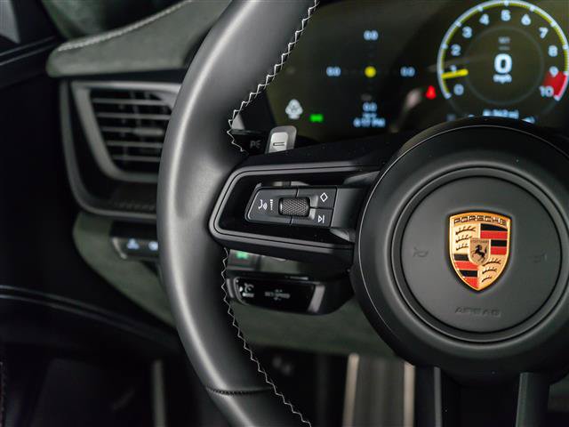 Used 2026 Porsche 911 GT3 RWD image 18