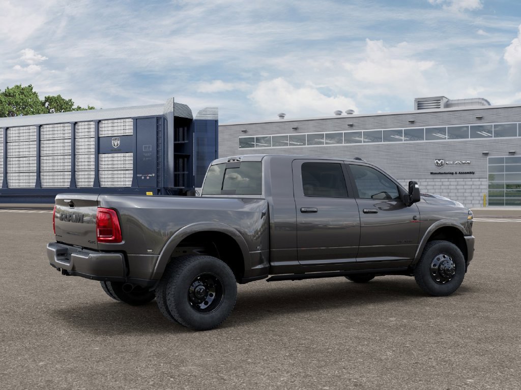 New 2027 RAM 3500 Limited AWD/4WD image 4