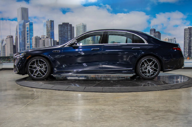New 2027 Mercedes-Benz S 580 4MATIC Sedan image 6