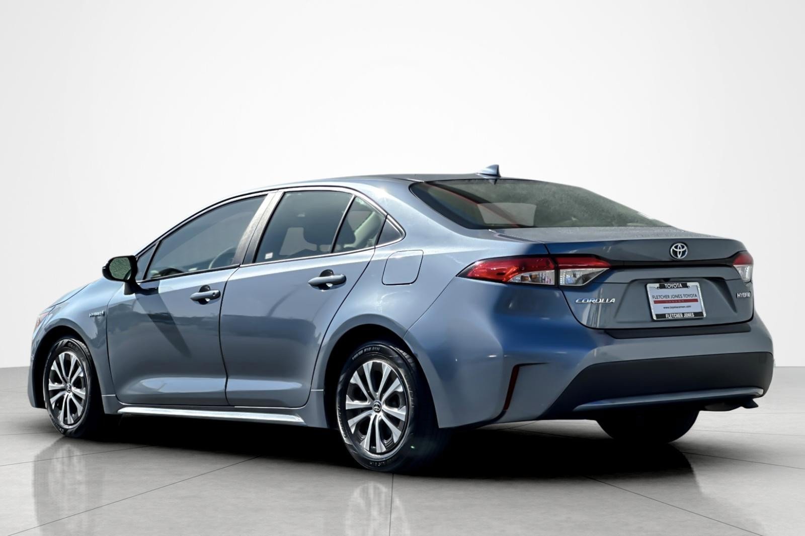 Certified 2021 Toyota Corolla LE w/ Carpet Mat Package (TMS) FWD image 3