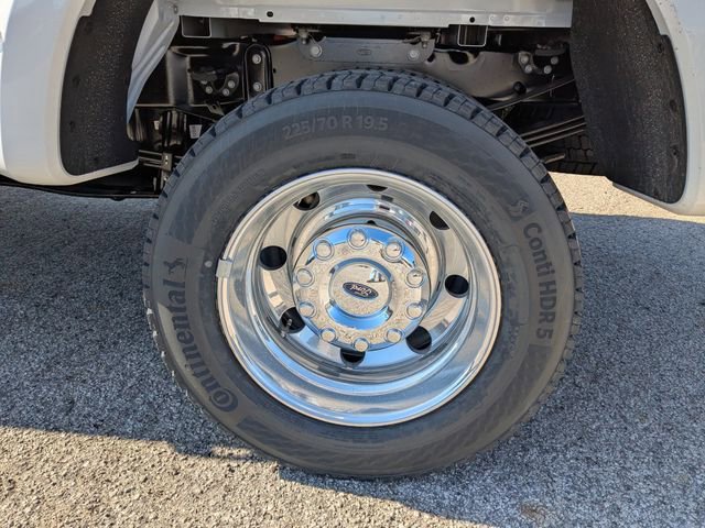 New 2026 Ford F450 XLT w/ XLT Premium Package image 11
