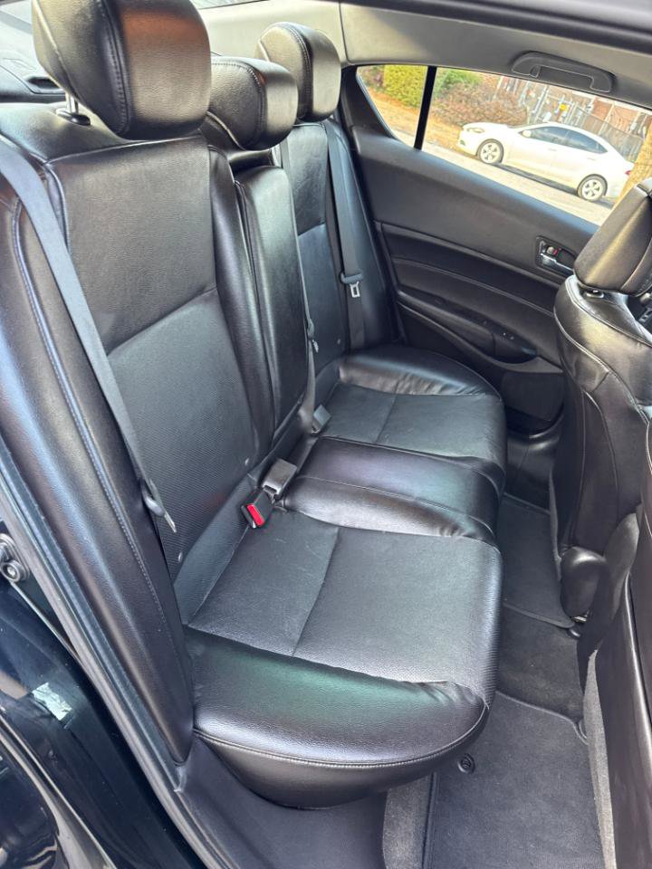 Used 2018 Acura ILX w/ Premium Package FWD image 16