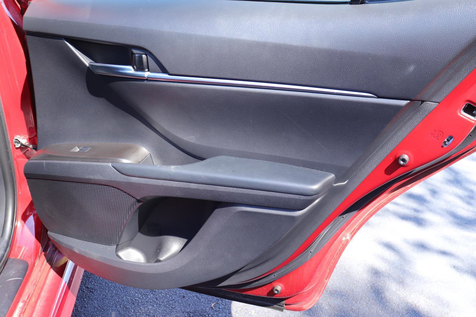 Used 2021 Toyota Camry SE image 17