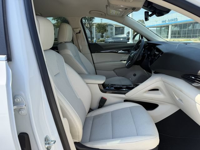 Certified 2022 Buick Envision Preferred FWD image 28