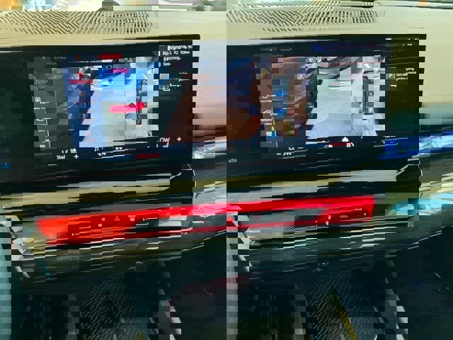 Used 2026 BMW 540i xDrive image 41