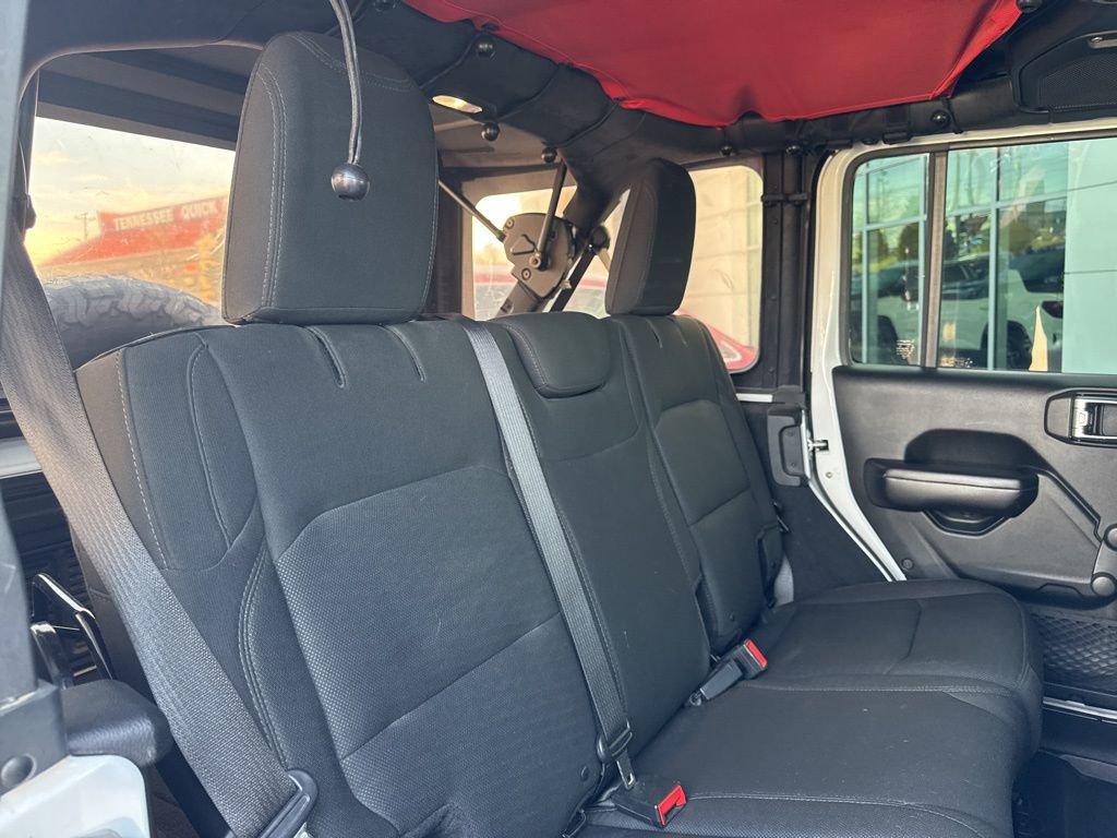 Used 2018 Jeep Wrangler Unlimited Sport image 24