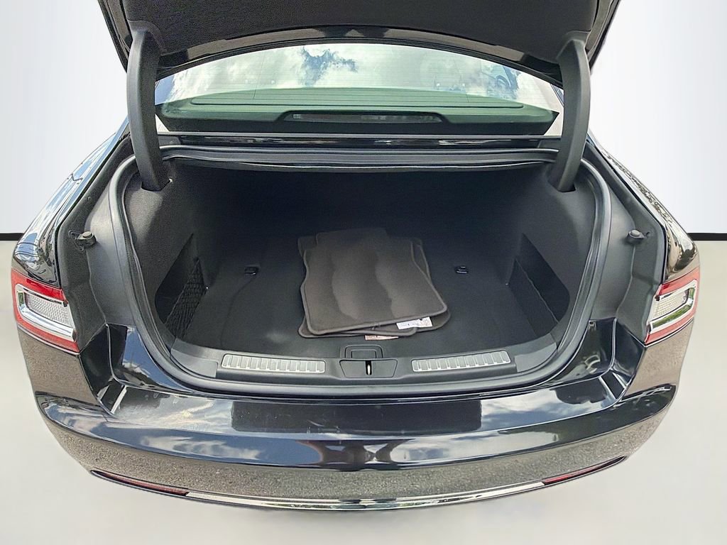 Used 2020 Lincoln Continental w/ Premium Package image 29