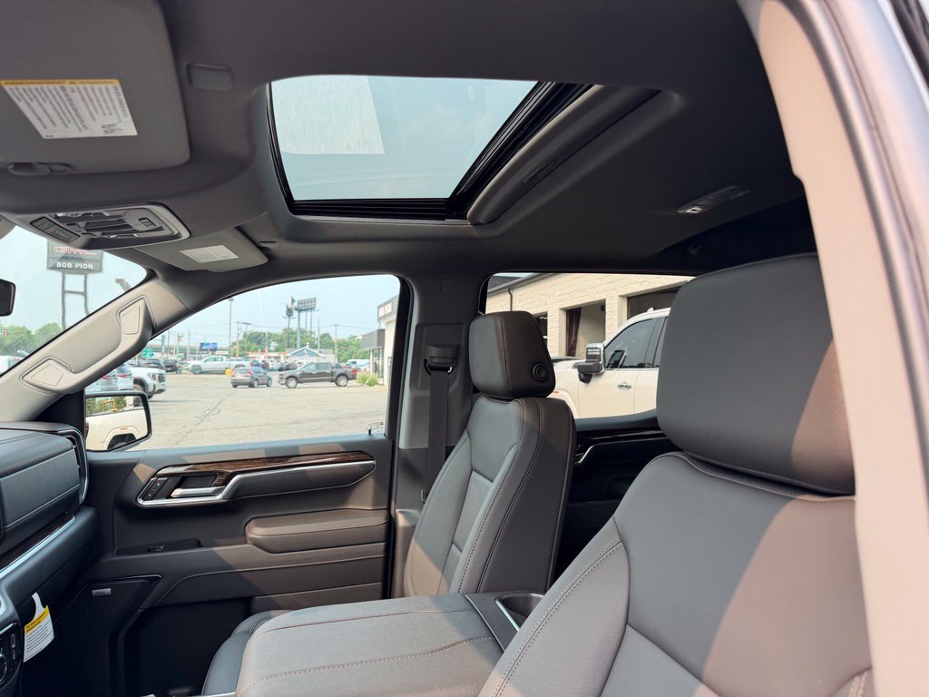 New 2026 GMC Sierra 1500 Elevation w/ Elevation Premium Package AWD/4WD image 15