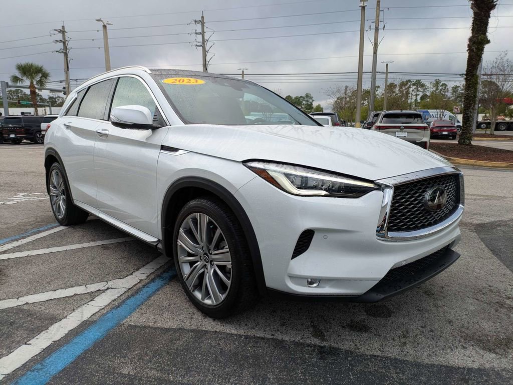 Used 2023 INFINITI QX50 Sensory image 8