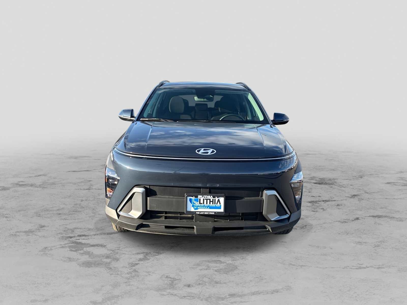 Used 2025 Hyundai Kona SEL image 3