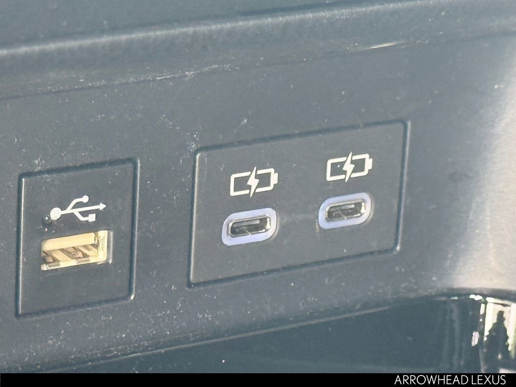 Used 2025 Toyota Camry XSE FWD image 22
