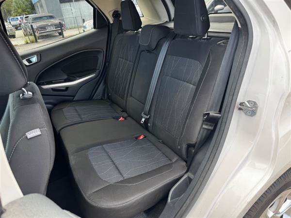 Used 2018 Ford EcoSport SE FWD image 16