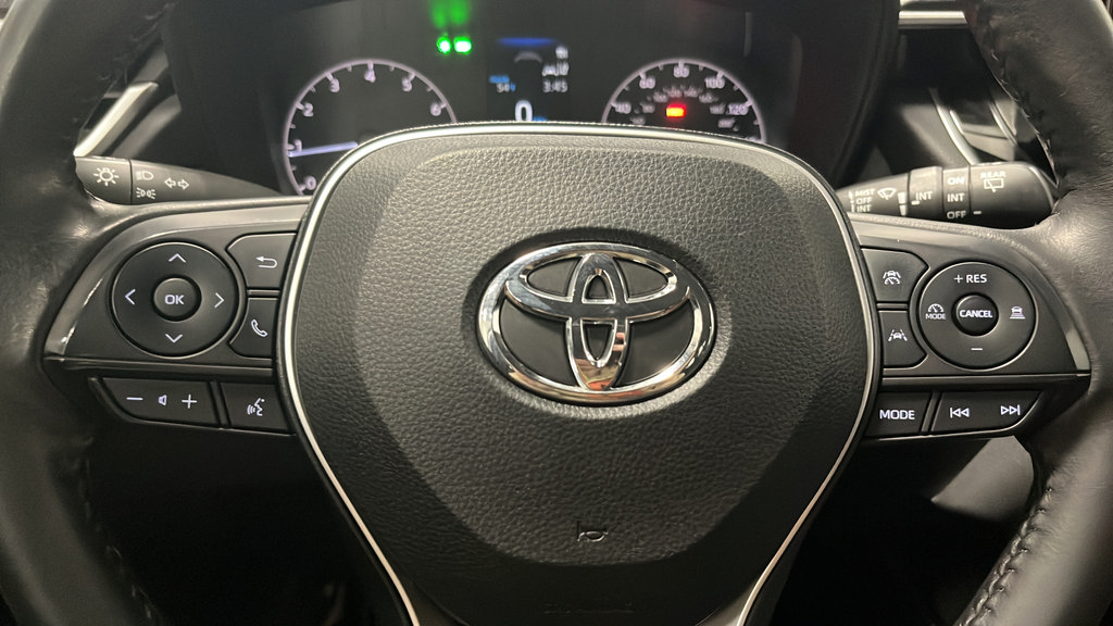 Used 2023 Toyota Corolla Cross LE FWD image 15