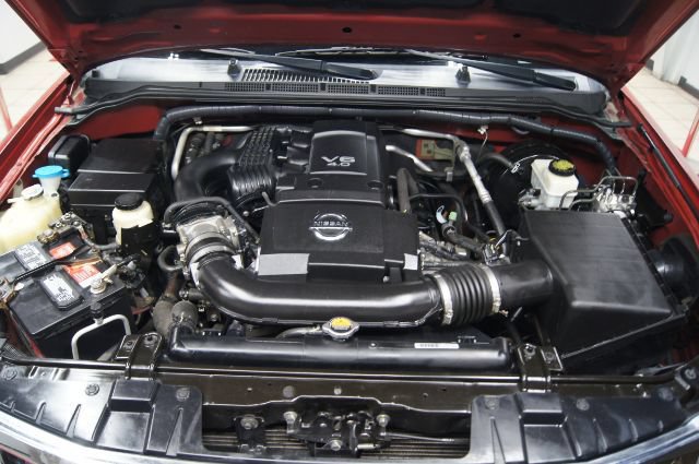 Used 2013 Nissan Frontier SV RWD image 5
