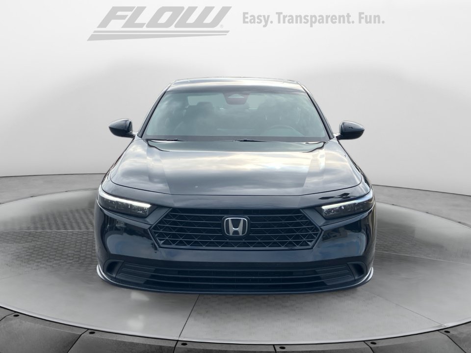 Used 2023 Honda Accord Sport image 3