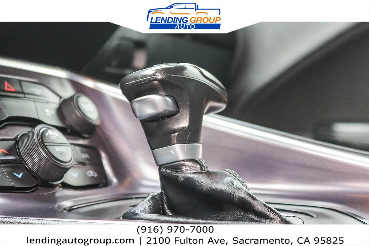 Used 2018 Dodge Challenger SXT w/ Blacktop Package image 21