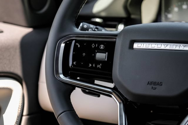 New 2026 Land Rover Discovery Sport Landmark AWD/4WD image 22