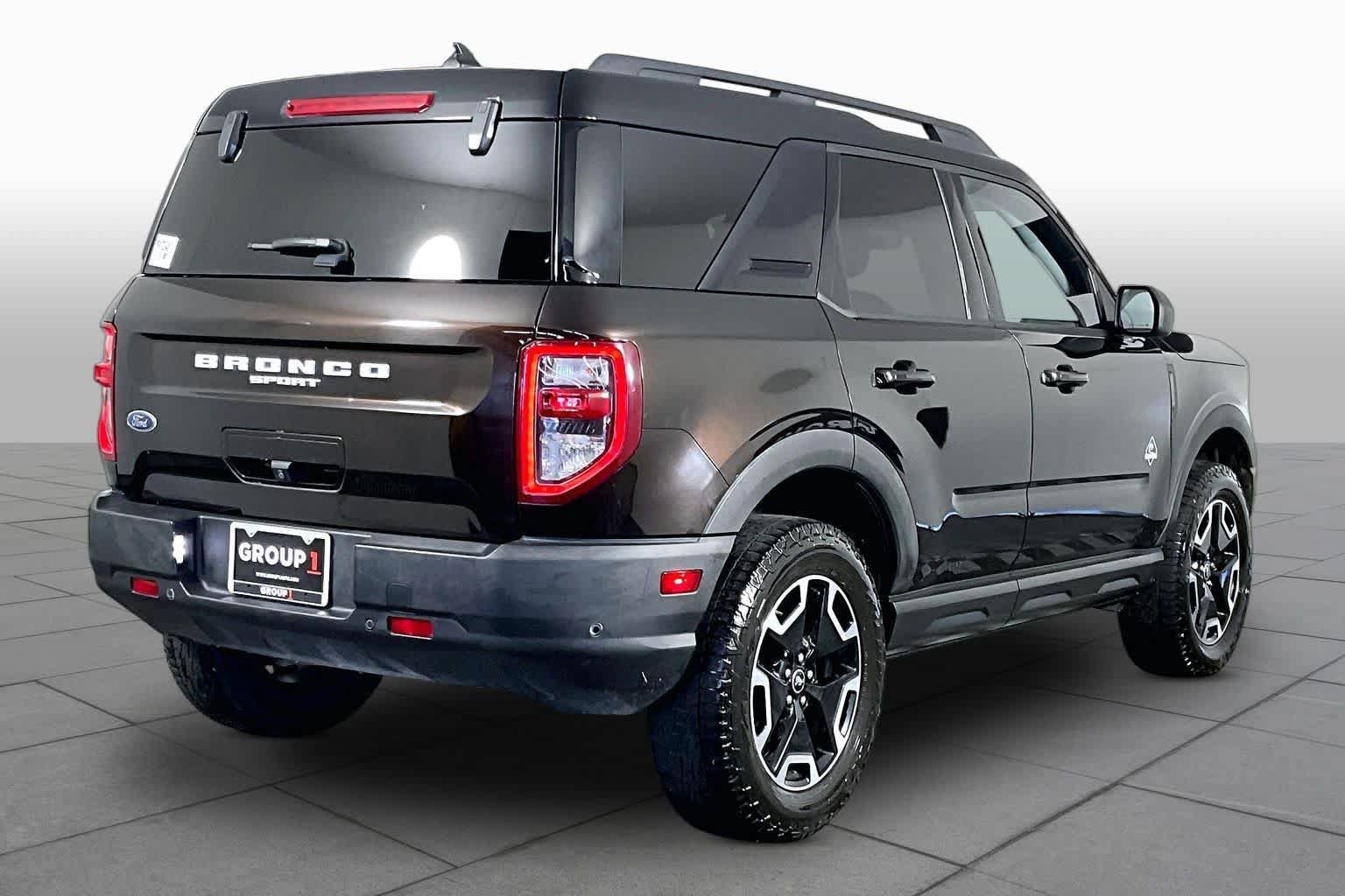 Used 2021 Ford Bronco Sport Outer Banks AWD/4WD image 13